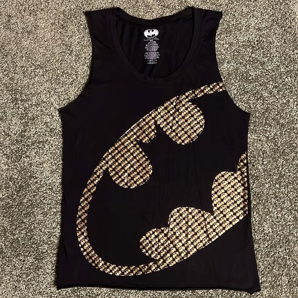 DC Comics Batman Gold Logo Muscle Tank – Small - Picture 1 of 4